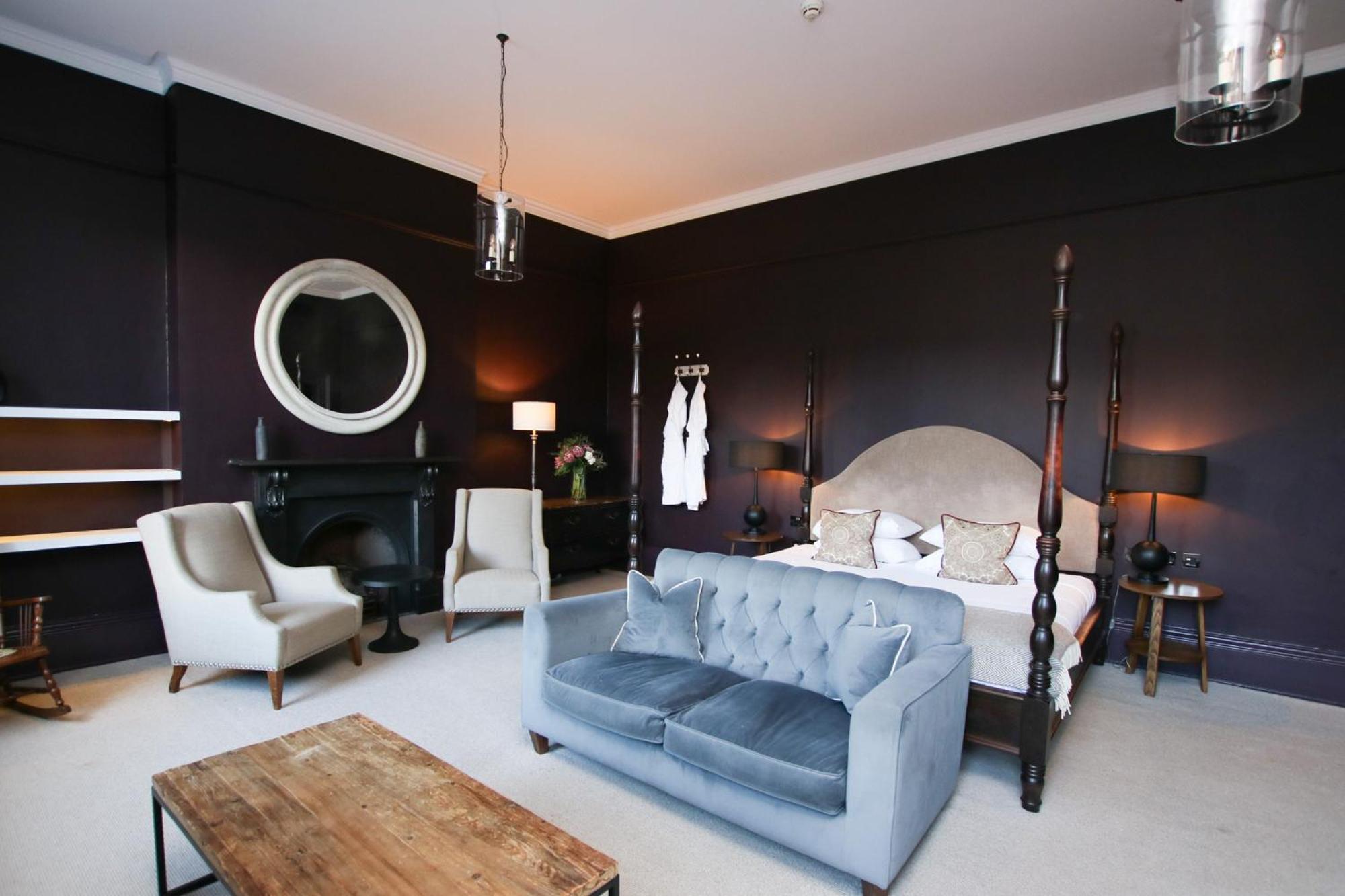 Kings Head Hotel Сайренстер Экстерьер фото