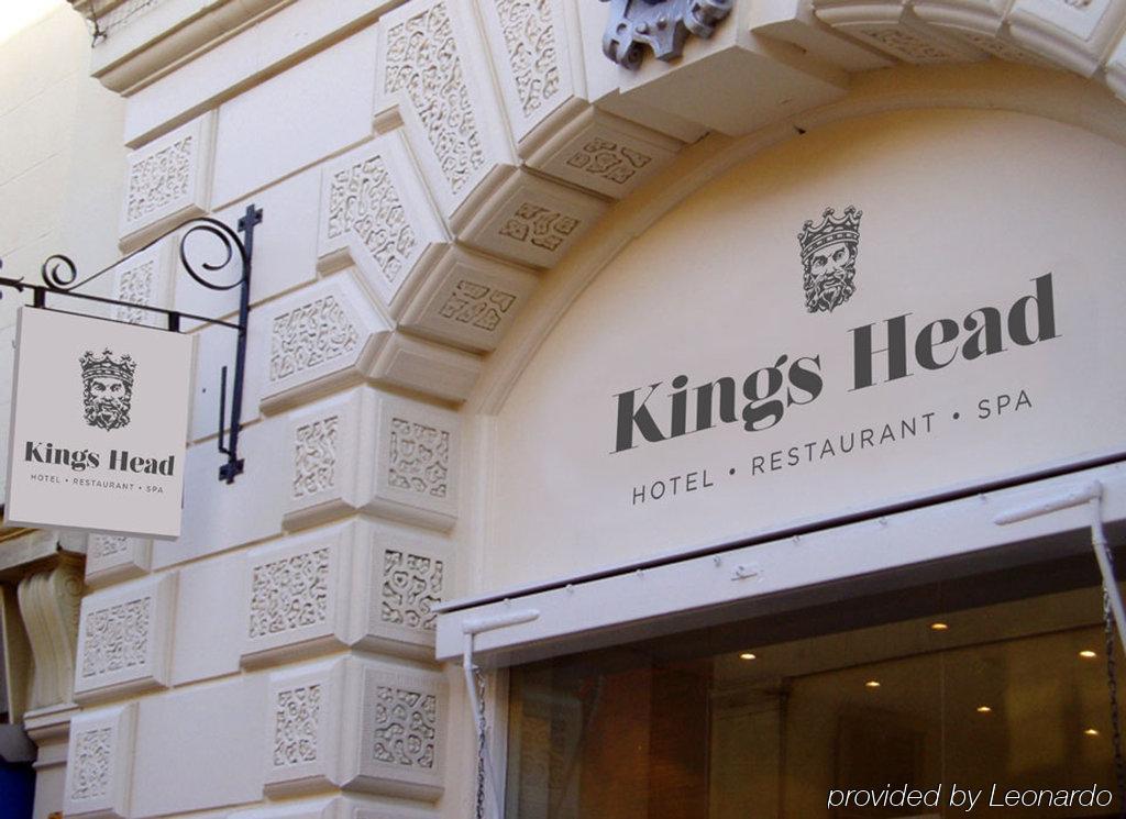 Kings Head Hotel Сайренстер Экстерьер фото