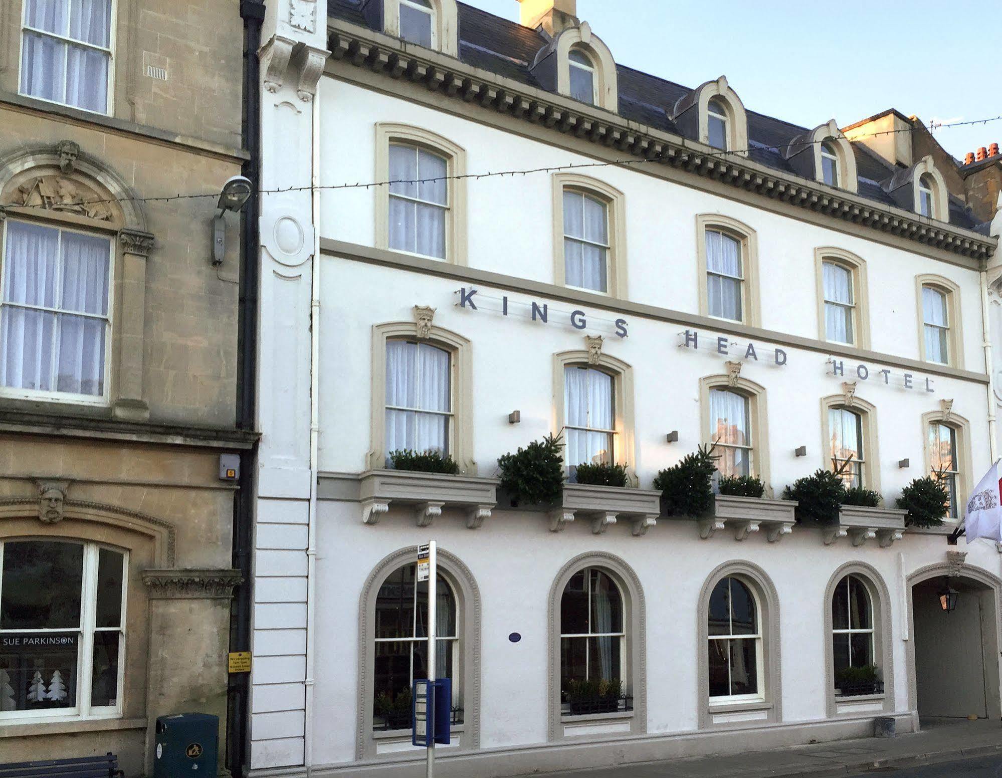 Kings Head Hotel Сайренстер Экстерьер фото